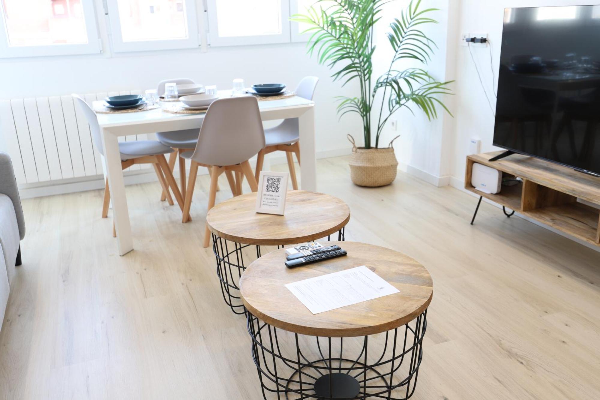 Apartamento Familiar, Luminoso Y Mediterraneo By Hometels Puerto de Sagunto Luaran gambar